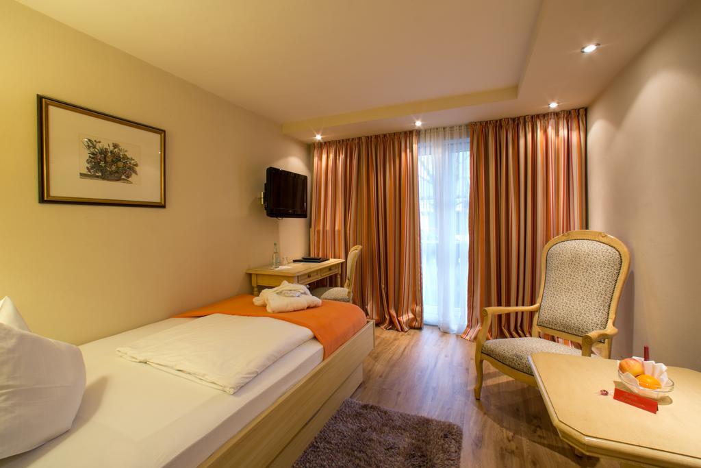 Hotel Hirsch Oberstaufen Kamer foto